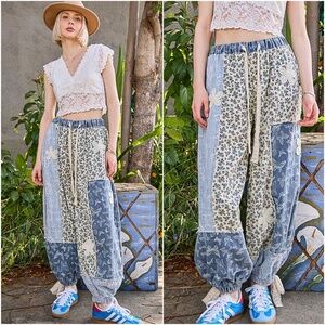 POL Blue Stretchy Waist Floral Print Butterfly Denim Joggers